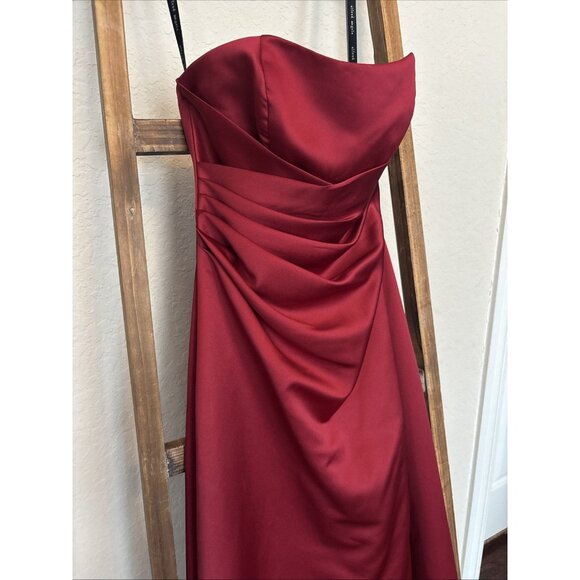 Beautiful Alfred Angelo Crimson Red Formal Prom Quinceañera Dress Gown, Size XS - Picture 3 of 7